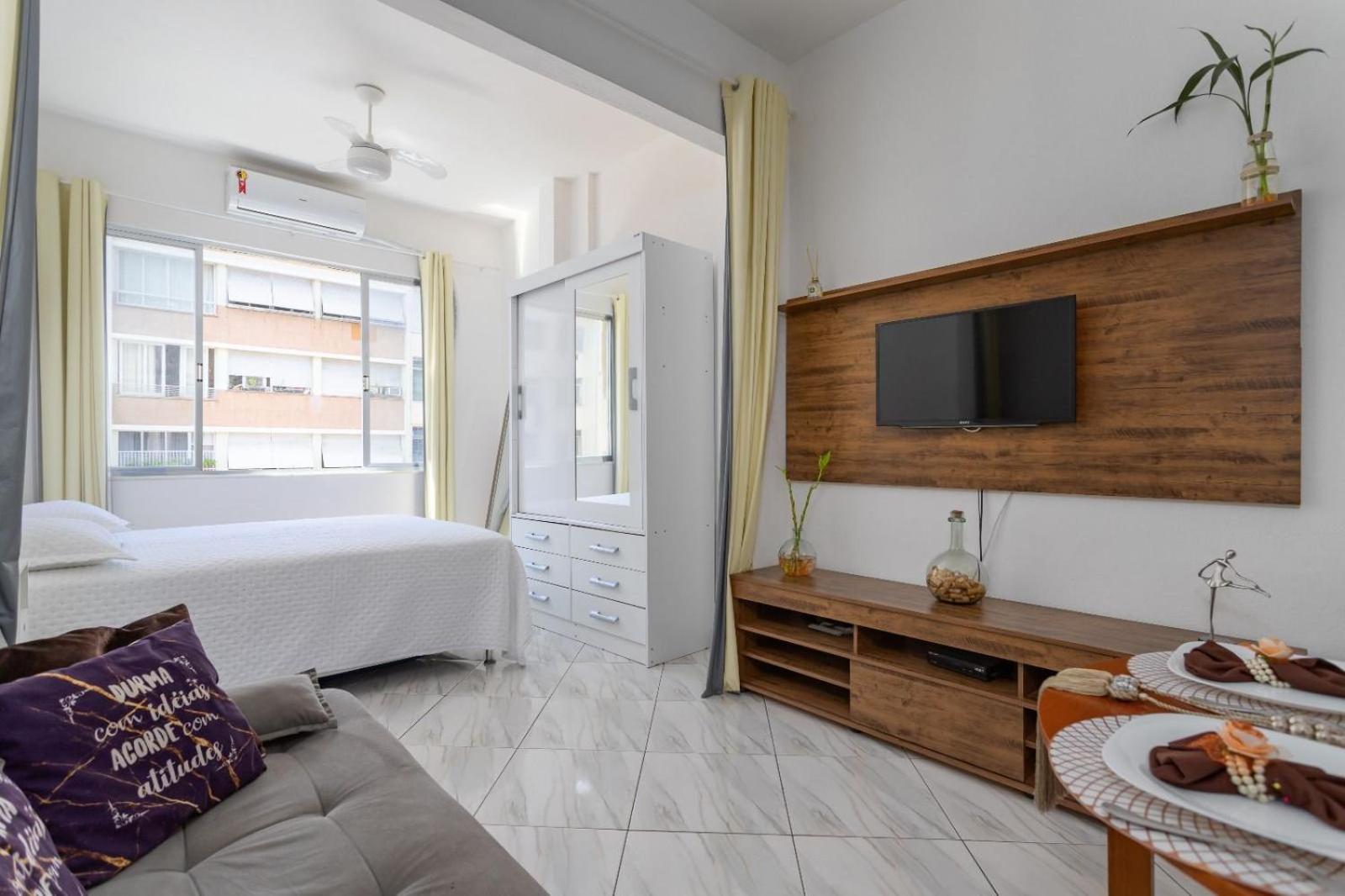 Conforto E Localizacao Perfeita Em Copacabana! *